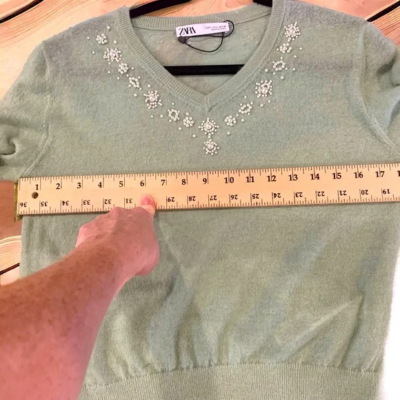 NWOT Women’s Zara Sweater - Picture 8 of 9